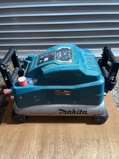 マキタ　コンプレッサー　ac461
