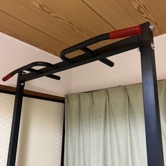 懸垂マシン 折畳み式 チンニングスタンド コンパクト 8段高さ調節可 耐荷重200kg 懸垂 逆上がり 器具 筋肉トレーニング 収納に便利 省スペース 自宅 マルチジムの画像