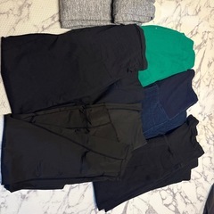 マタニティ服大量　　本の画像