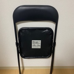 パイプ椅子の画像