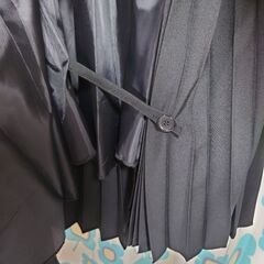 新品タグ付き【プリーツスカート／Ｍサイズ】巻きスカート／ブラックの画像