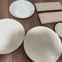 お皿　コップセットの画像