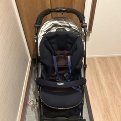 combiベビーカーの画像