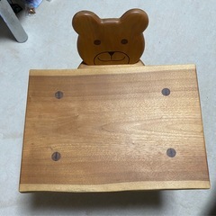 子供用　木の机　椅子の画像