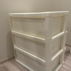 衣装ケース３段の画像