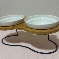 猫 水 ご飯 皿の画像