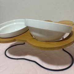猫 水 ご飯 皿の画像