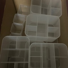 収納ケースたくさんの画像