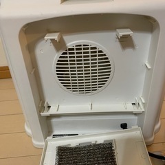 電気ストーブの画像