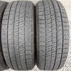 215/60/16冬VRX2の画像