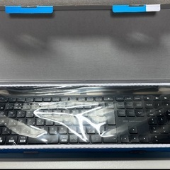 bluetooth キーボード　ソーラー充電の画像