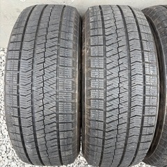 イボ付き❗️215/60/16冬VRX2の画像