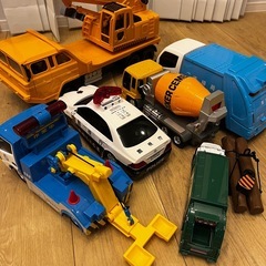 クレーン車　パトカー　ミキサー車　ごみ収集車等　くるま　おまとめ　セット　トイコー　の画像