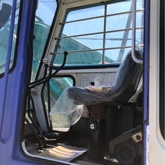 日立UH04ユンボの画像