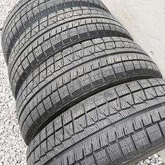 205/65/16冬ブリジストンの画像