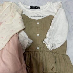 ベビー服80サイズ トップス2枚セットの画像
