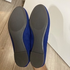 新品🔴レディースシューズ23.5センチの画像