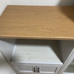 【引取限定】食器棚の画像