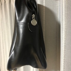 PUMAスポーツボストンバックの画像