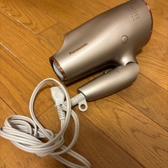 【ジャンク】パナソニックナノケアドライヤーEH-NA0Eの画像
