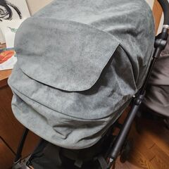 コンビ　ベビーカーの画像