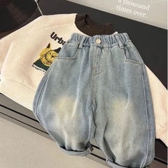 キッズ　　デニムズボン　　パンツの画像