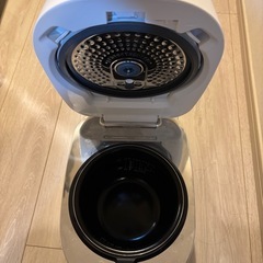 炊飯器の画像