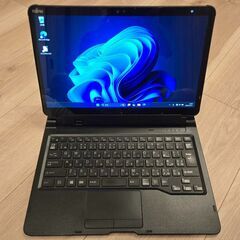 【高年式・バッテリー極良好】ARROWS Tab Q7311/FB 11世代i5の画像