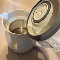 電気ケトルの画像