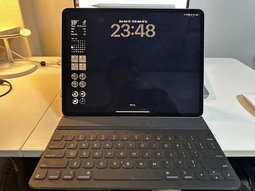 iPad Pro 12.9インチ SIMフリー　128GB＋キーボード＋アップルペン