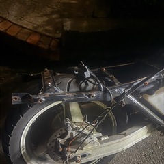 CB400SF NC31 書✖︎鍵✖︎不動　レストアベースの画像
