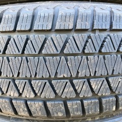 BRIDGESTONE 225/55R18 23年製　冬タイヤの画像