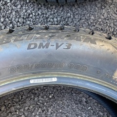 BRIDGESTONE 225/55R18 23年製　冬タイヤの画像