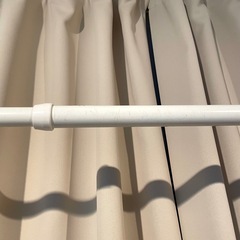 窓枠物干し つっぱり式の画像