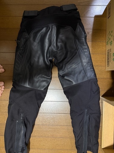 Dainese ladies 革ジャケット、パンツ