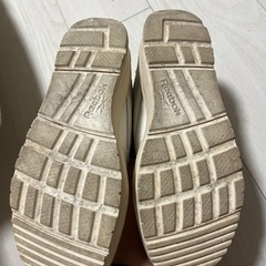 Reebokスニーカーの画像
