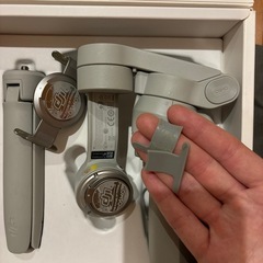 DJI OM4（CP1） スマートフォン用ジンバル スタビライザーの画像