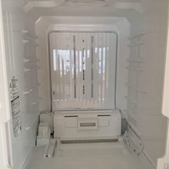 東芝 462L 冷蔵庫 ベジータ 2017年製 GR-M460FD(EW)の画像