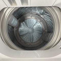 54 　56○送料設置無料　21年製　ハイセンス洗濯機　7㌔　冷蔵庫の画像