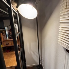 IKEA ヘクタルフロアランプの画像