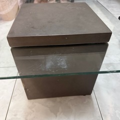 モダンエンカーサ　てーふテーブルの画像
