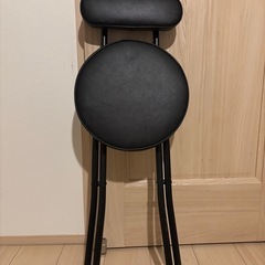 折りたたみイス✨背もたれ付き・美品✨ブラックの画像