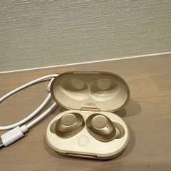 radius ワイヤレスイヤフォン ゴールドの画像