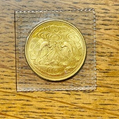 10万円金貨　昭和天皇御在位60年記念硬貨の画像