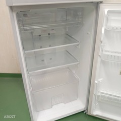 22　J018 設置まで対応   訳あり特価品　SHARP　大型冷蔵庫　225Lの画像
