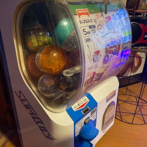 本日のみ　スリムボーイ中古ガチャ本体