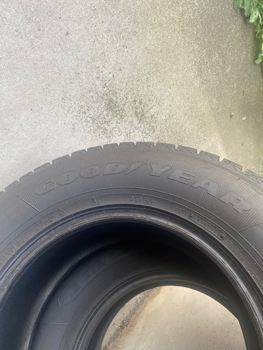 【取引中】265/65R17 スタッドレス 4本 グッドイヤー