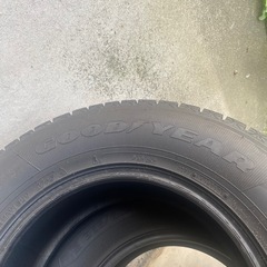 265/65R17 スタッドレス 4本 グッドイヤーの画像