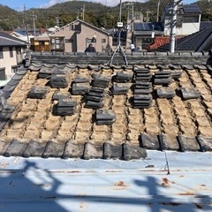 【日当14,000円〜】10/15瓦降ろし作業　【高槻市】の画像