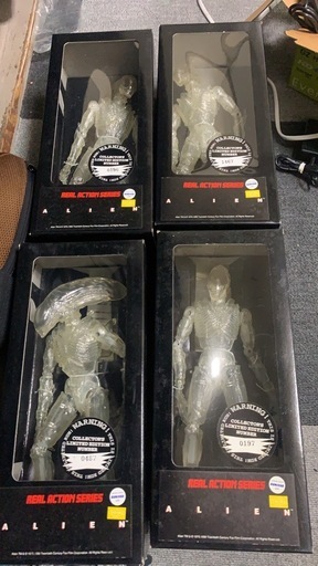 エイリアンフィギュア限定版